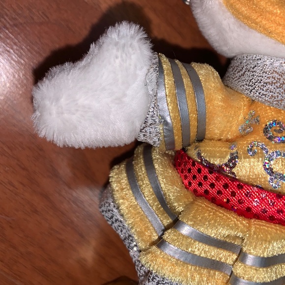 Tokyo Disney Japan Daisy Duck 30th Anniversary Plush - Picture 7 of 13